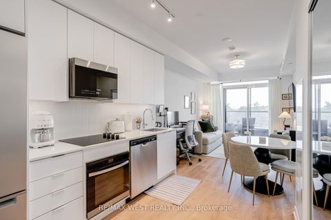 Photo 2 at 511 - 474 Caldari Road, Concord, Vaughan