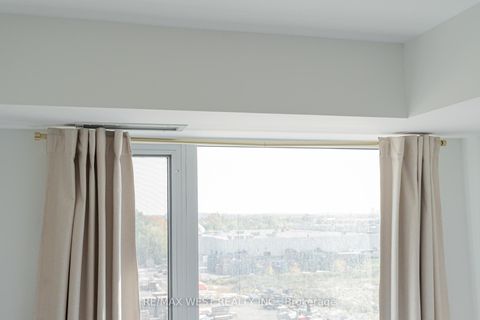 Photo 22 at 511 - 474 Caldari Road, Concord, Vaughan