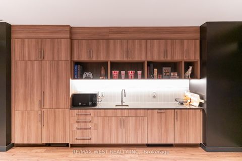 Photo 38 at 511 - 474 Caldari Road, Concord, Vaughan