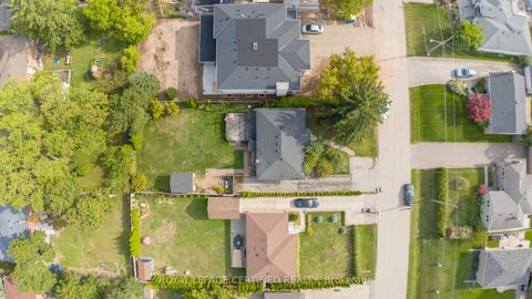 Photo 1 at 231 Woodale Avenue, WO West, Oakville