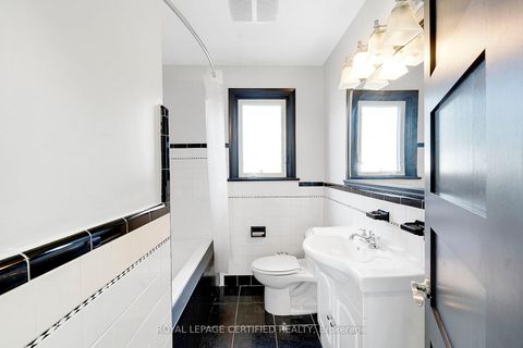 Photo 18 at 231 Woodale Avenue, WO West, Oakville