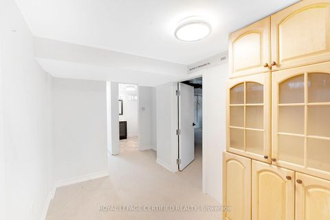Photo 20 at 231 Woodale Avenue, WO West, Oakville