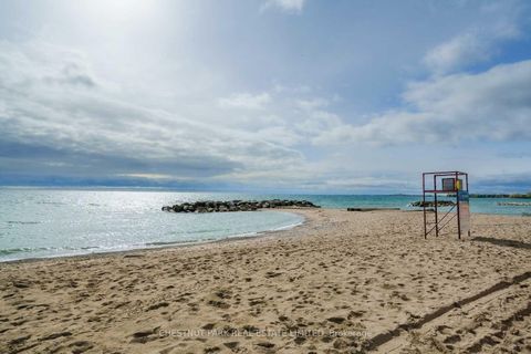 Photo 18 at 3 - 75 Scarborough Road, The Beaches, Toronto
