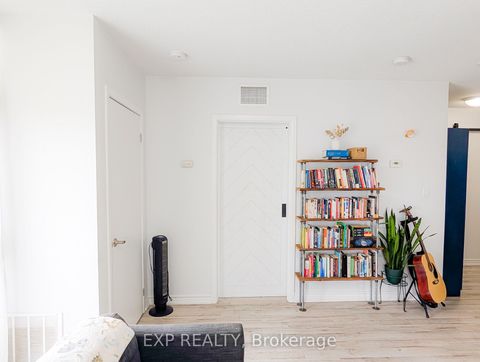 Photo 8 at 1010 - 2464 Weston Road, Weston, Toronto
