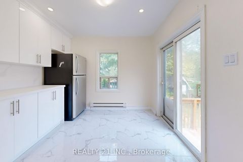 Photo 13 at 98 Natal Avenue, Cliffside, Toronto