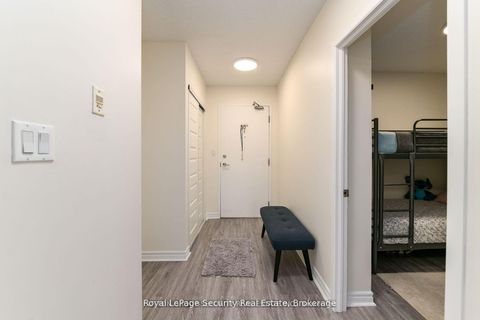 Photo 3 at 307 - 2464 Weston Road, Weston, Toronto