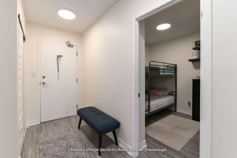 Photo 5 at 307 - 2464 Weston Road, Weston, Toronto