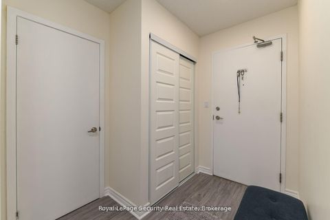 Photo 6 at 307 - 2464 Weston Road, Weston, Toronto