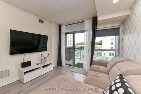 Photo 8 at 307 - 2464 Weston Road, Weston, Toronto