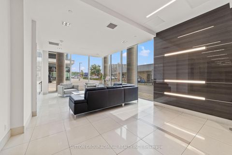 Photo 4 at 916 - 9618 Yonge Street, North Richvale, Richmond Hill