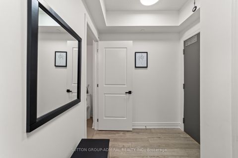 Photo 8 at 916 - 9618 Yonge Street, North Richvale, Richmond Hill