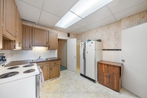Photo 17 at 200 Gillard Avenue, Coxwell, Toronto