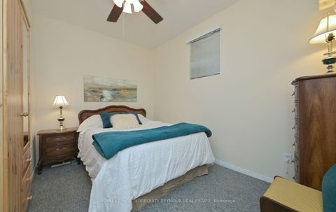 Photo 15 at 190 Wessenger Drive, Holly, Barrie