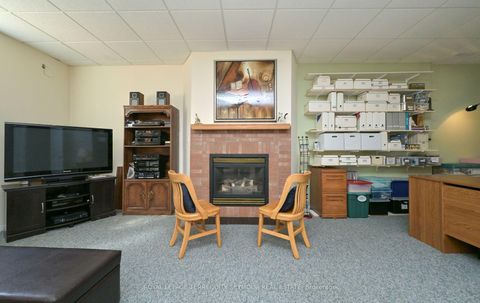 Photo 16 at 190 Wessenger Drive, Holly, Barrie