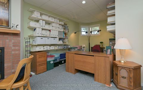 Photo 18 at 190 Wessenger Drive, Holly, Barrie