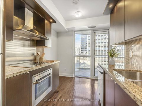 Photo 12 at 606 - 1430 Yonge Street, St. Clair, Toronto