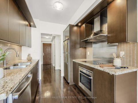 Photo 13 at 606 - 1430 Yonge Street, St. Clair, Toronto
