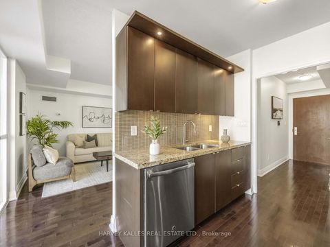 Photo 15 at 606 - 1430 Yonge Street, St. Clair, Toronto