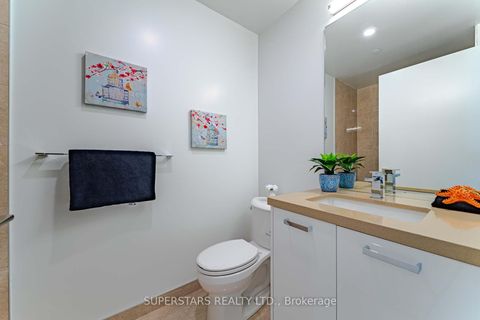 Photo 6 at 717 - 195 McCaul Street, Chinatown, Toronto
