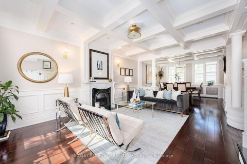 Photo 2 at 31 Red Deer Avenue, Cliffside, Toronto