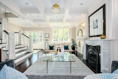 Photo 6 at 31 Red Deer Avenue, Cliffside, Toronto