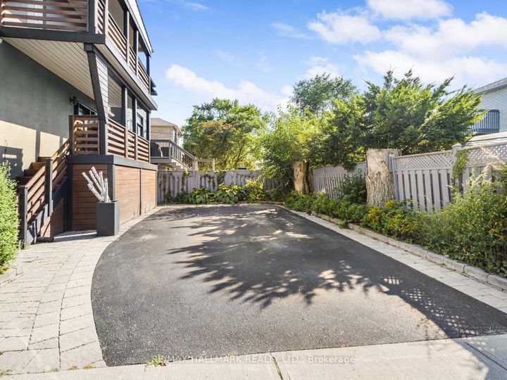 Photo 20 at 90 Leroy Avenue, East York, Toronto
