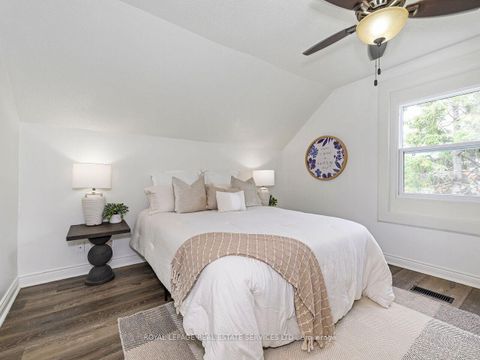 Photo 19 at 135 Bernice Crescent, Smythe, Toronto