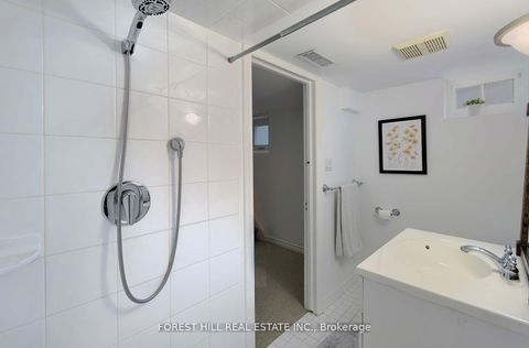 Photo 33 at 9 PEVERIL Hill S, Cedarvale, Toronto