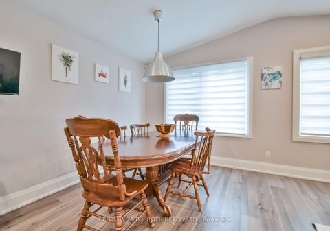 Photo 4 at 16 Gloria Street, Sunnidale, Barrie