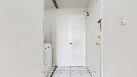 Photo 5 at 809 - 99 Blackwell Avenue, Malvern, Toronto