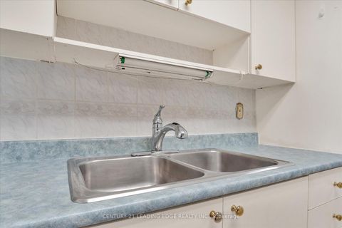 Photo 9 at 403 - 121 Trudelle Street, Eglinton East, Toronto