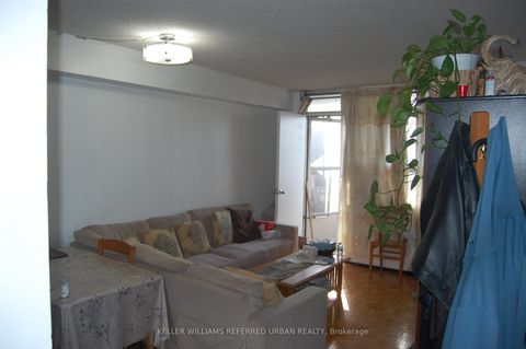 Photo 8 at 907 - 50 Lotherton Pathway, Glen Park, Toronto