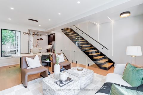 Photo 7 at 95 Kimberley Avenue, Danforth, Toronto