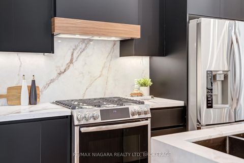 Photo 14 at 95 Kimberley Avenue, Danforth, Toronto