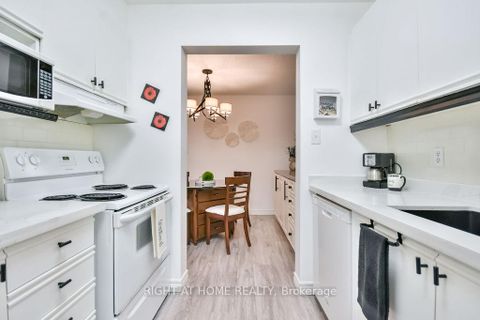 Photo 13 at B6 - 179 Edgehill Drive, Letitia Heights, Barrie