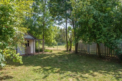 Photo 7 at 49 Laurie Crescent, Wellington, Barrie