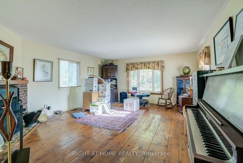 Photo 11 at 315 Main Street N, London, Newmarket