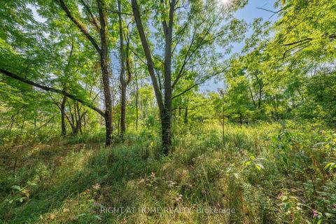 Photo 29 at 315 Main Street N, London, Newmarket