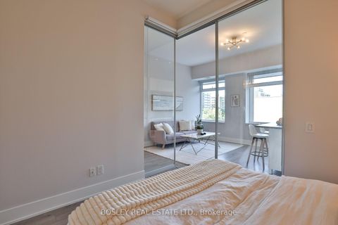 Photo 19 at 628 - 111 St. Clair Avenue W, St. Clair, Toronto