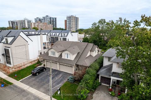 Photo 2 at 2304 Sovereign Street, BR Bronte, Oakville