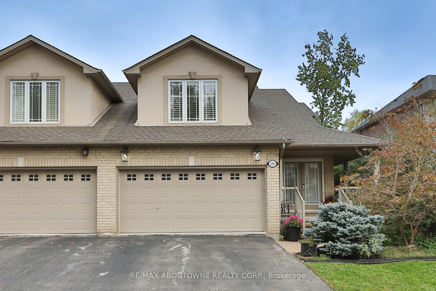 2304 Sovereign Street, BR Bronte, Oakville 