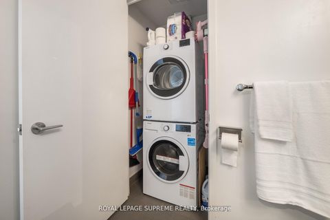 Photo 6 at 925 - 3100 Keele Street, CFB, Toronto