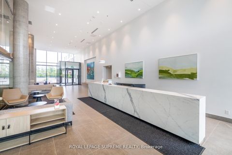 Photo 8 at 925 - 3100 Keele Street, CFB, Toronto