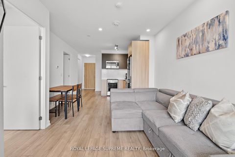 Photo 36 at 925 - 3100 Keele Street, CFB, Toronto