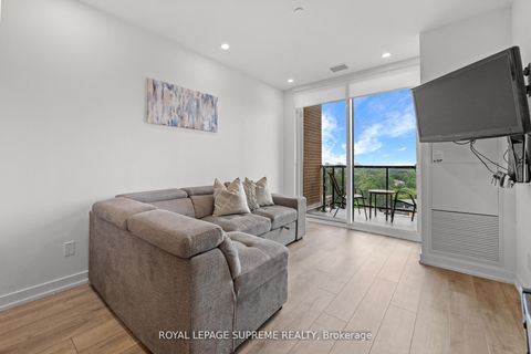Photo 37 at 925 - 3100 Keele Street, CFB, Toronto