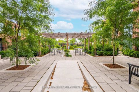 Photo 43 at 925 - 3100 Keele Street, CFB, Toronto