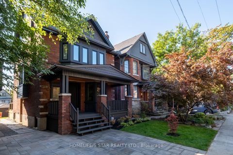Photo 2 at 69 CONSTANCE Street, Swansea, Toronto