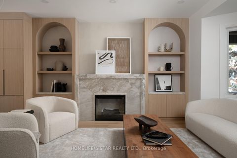 Photo 4 at 69 CONSTANCE Street, Swansea, Toronto