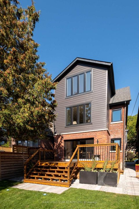 Photo 18 at 69 CONSTANCE Street, Swansea, Toronto