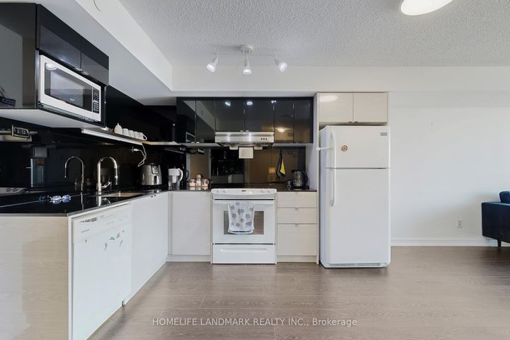 Photo 16 at 1509 - 72 Esther Shiner Boulevard, Bayview Village, Toronto